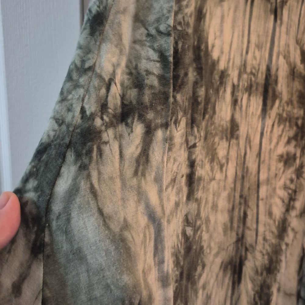 ♡♡♡Bobeau Green Tie Dye Rayon Blend Maxi Skirt Sz M - Picture 4 of 8